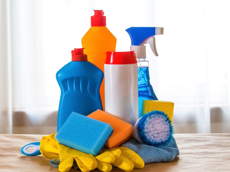 Treating Burns From Household Chemicals: Safety and First Aid