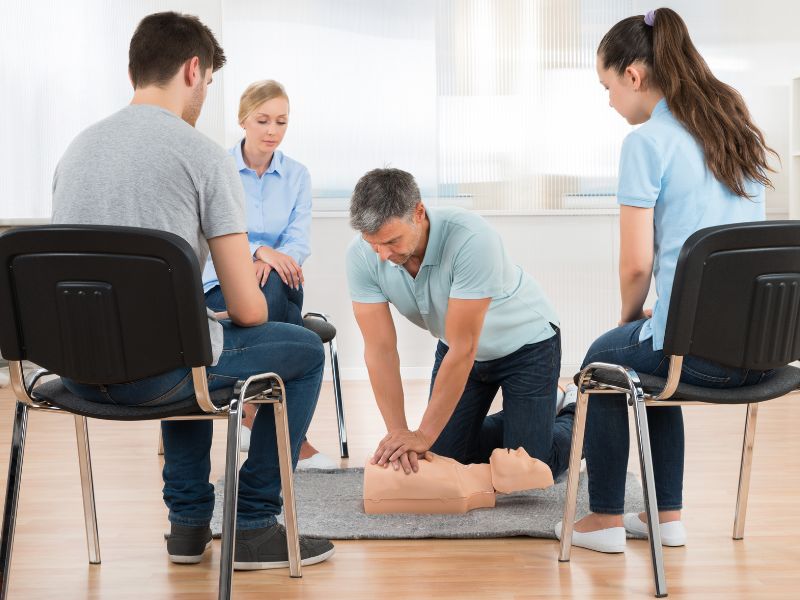 Workplace Health and First Aid: A Guide for Employers