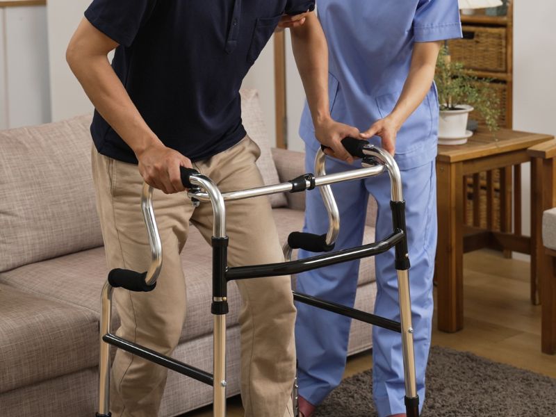 The Role of Immediate First Aid in Stroke Recovery