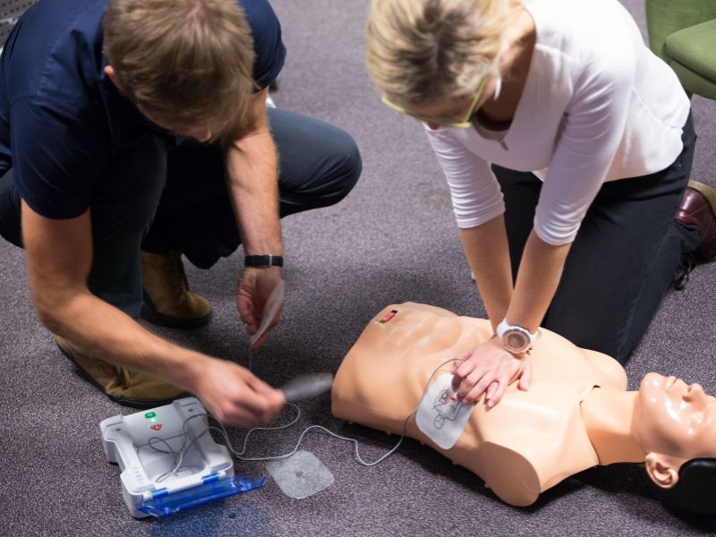 First Aid Knowledge That Separates Life Savers From Bystanders