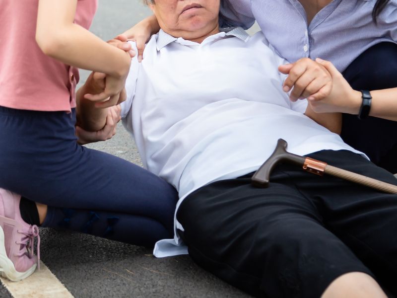 How to Approach Stroke Victims First Aid Without Panic